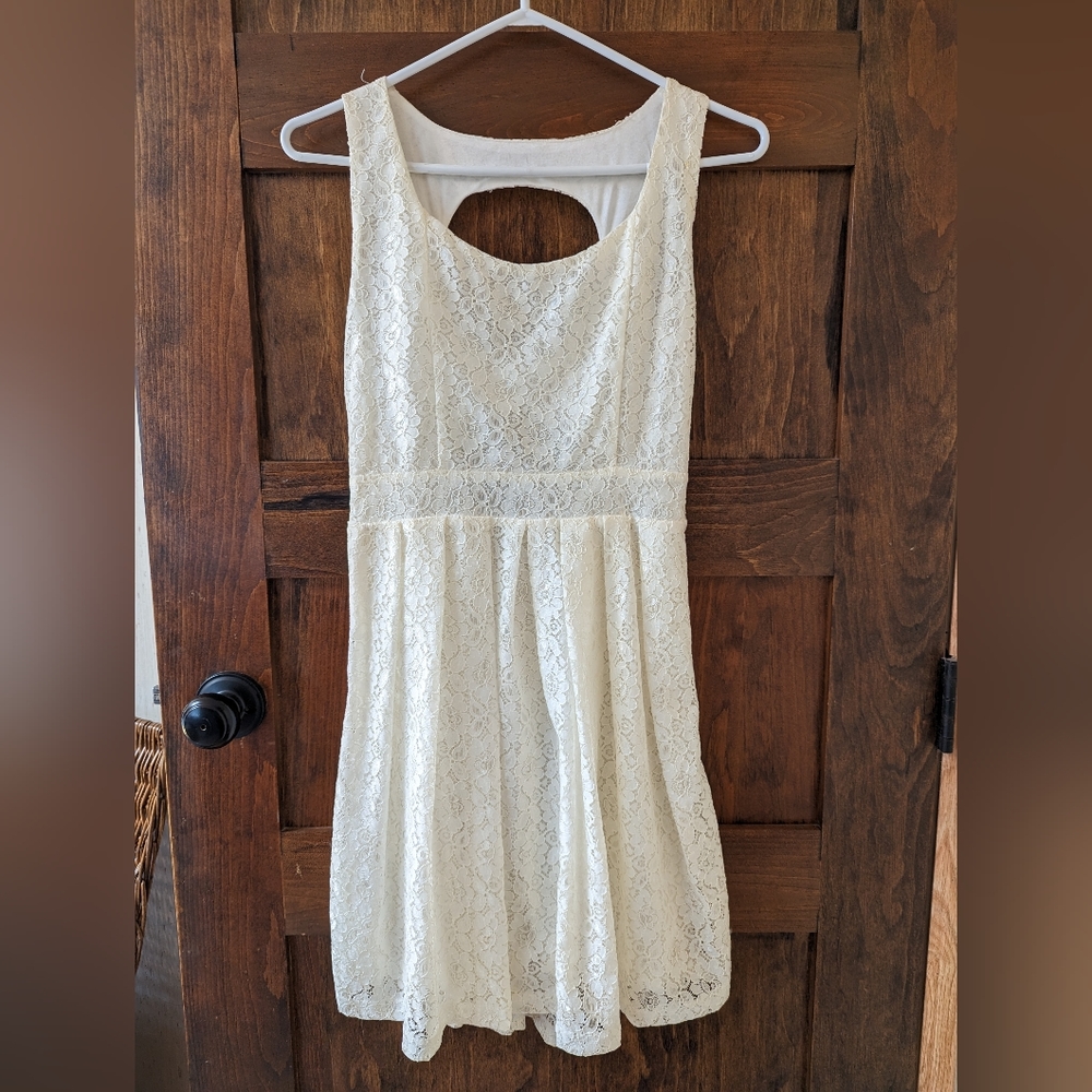 Lace dress
